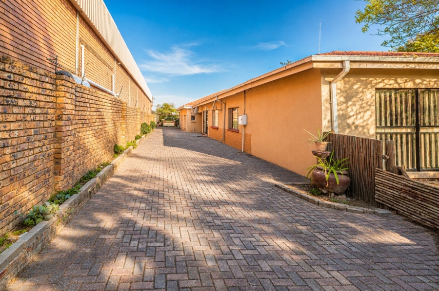 5 Bedroom Property for Sale in Brits North West